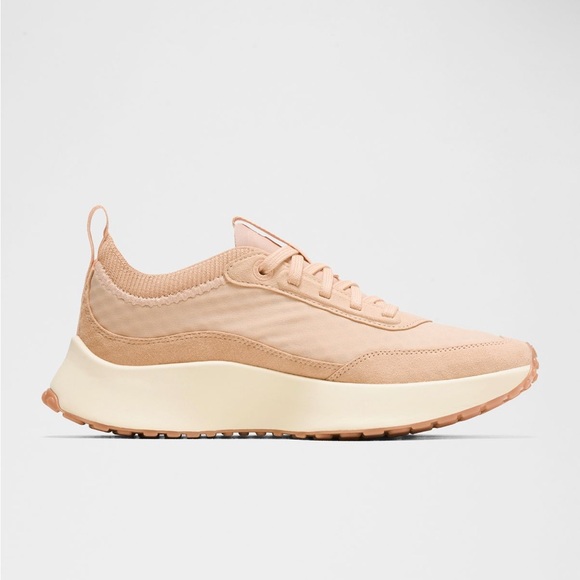 New Lululemon Women's CrossCity Sneaker Size 8 - Picture 4 of 4